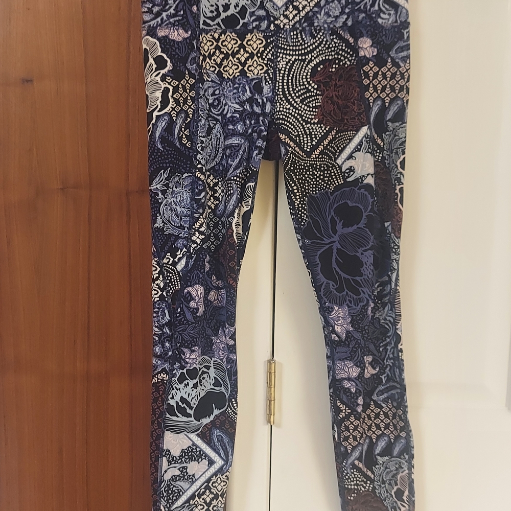 Athleta Multicolor Patterned Leggings